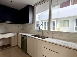 Grace Garden (D15), Terrace #556876011